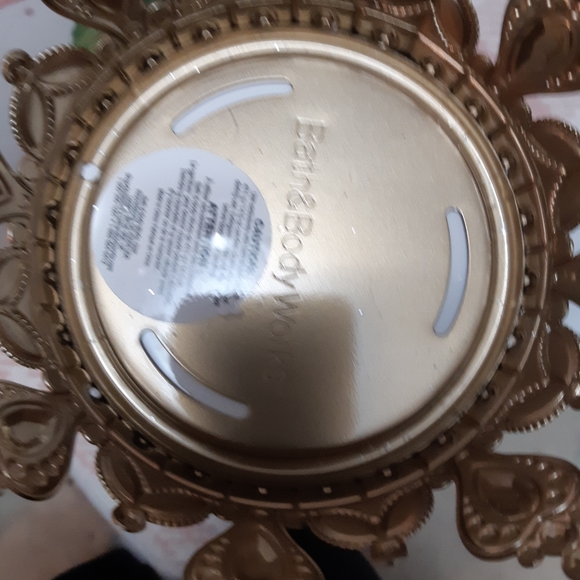 Bath and Body Works Polar Bear - Picture 5 of 7